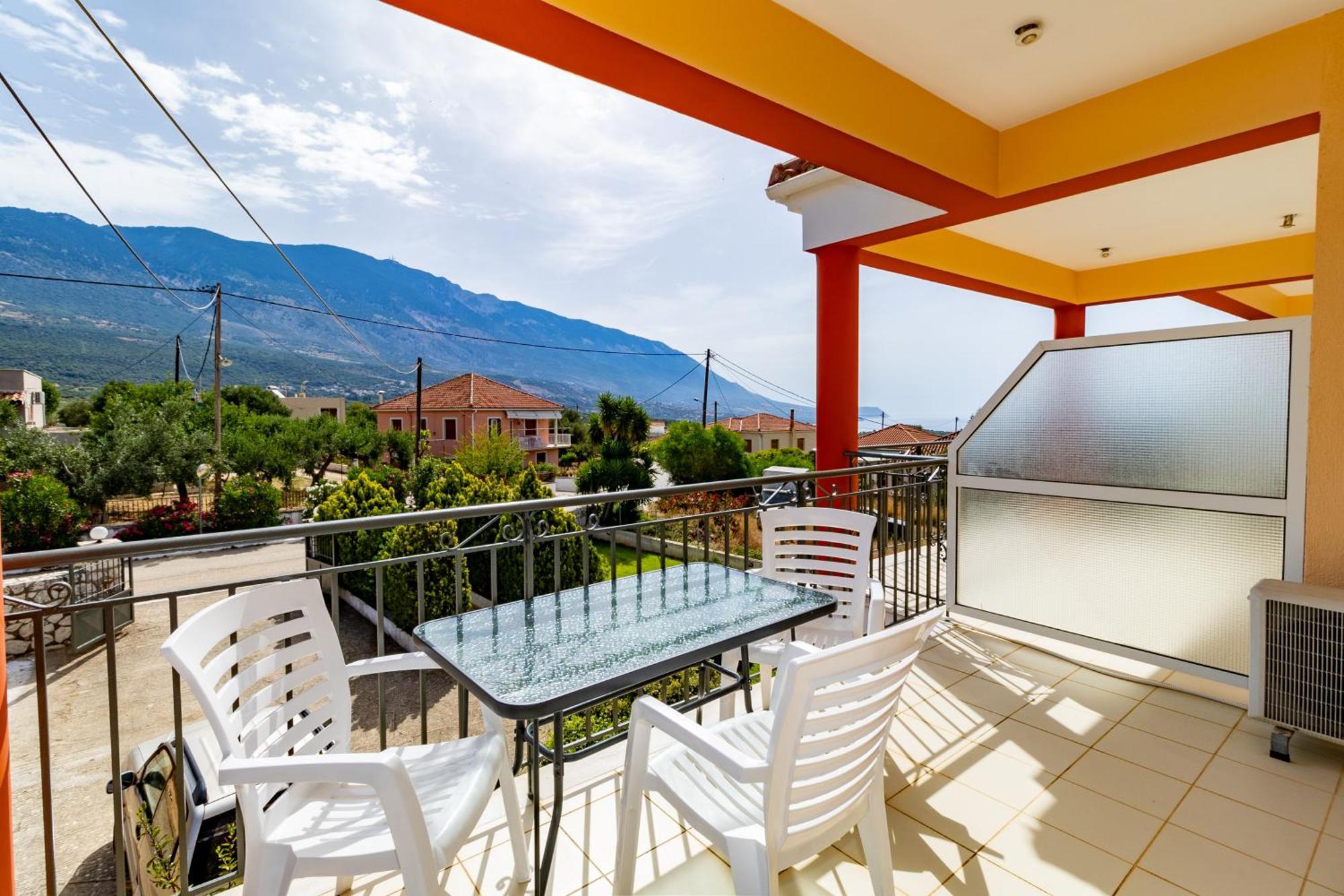 Apartments Thekla Karavádhos エクステリア 写真